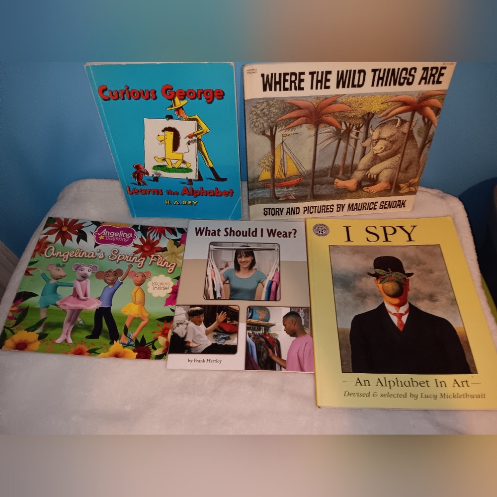 Reading Book Lot Of 5 Pre-owned Some Wear on Books